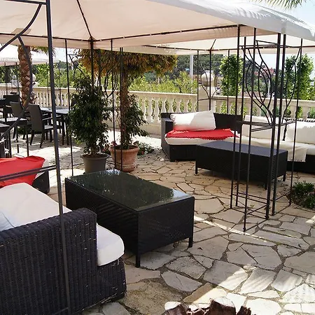 Bonsol Hotel
